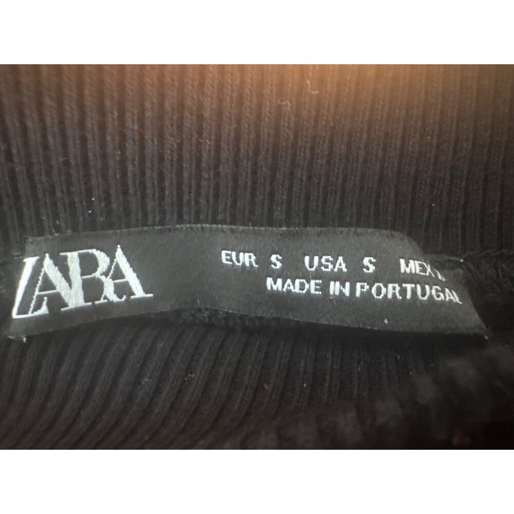 Zara Patchwork Small Cropped Sweatshirt Black Flo… - image 3